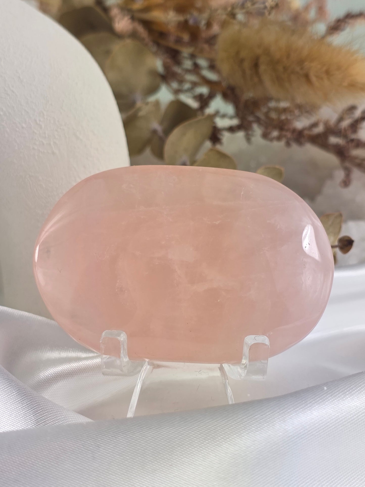 Rose Quartz Palm Stone #M9 – Self Love and Heart Healing