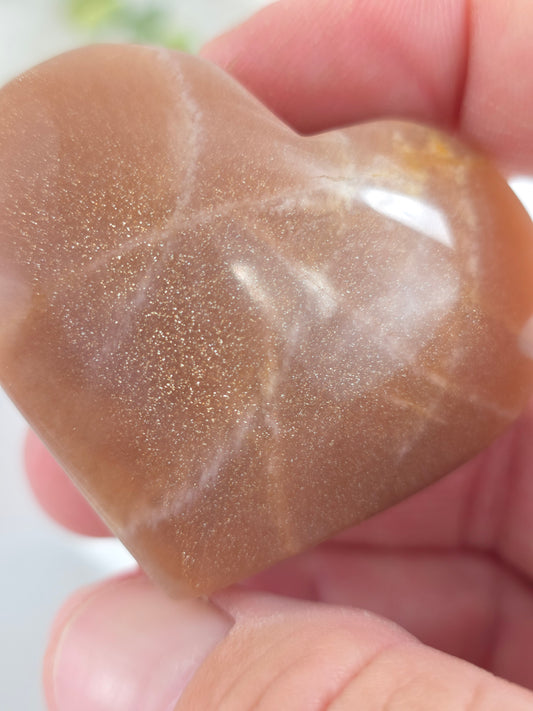 Peach Moonstone Heart #P5 – Emotional Balance and Inner Strength