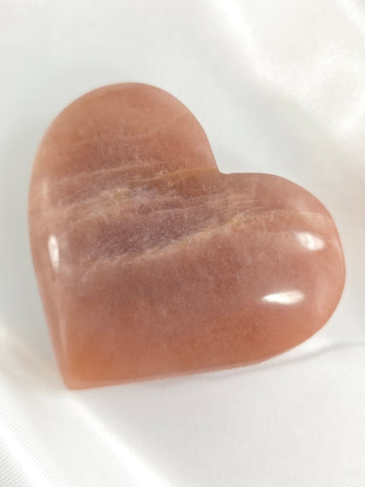 Peach Moonstone Heart #P3 – Emotional Balance and Inner Strength