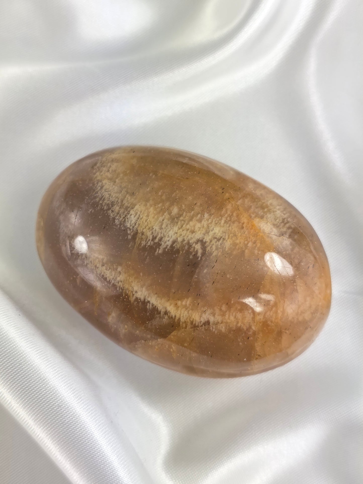 Peach Moonstone Palm Stone #R9 – Comfort, Feminine Energy and Emotional Healing