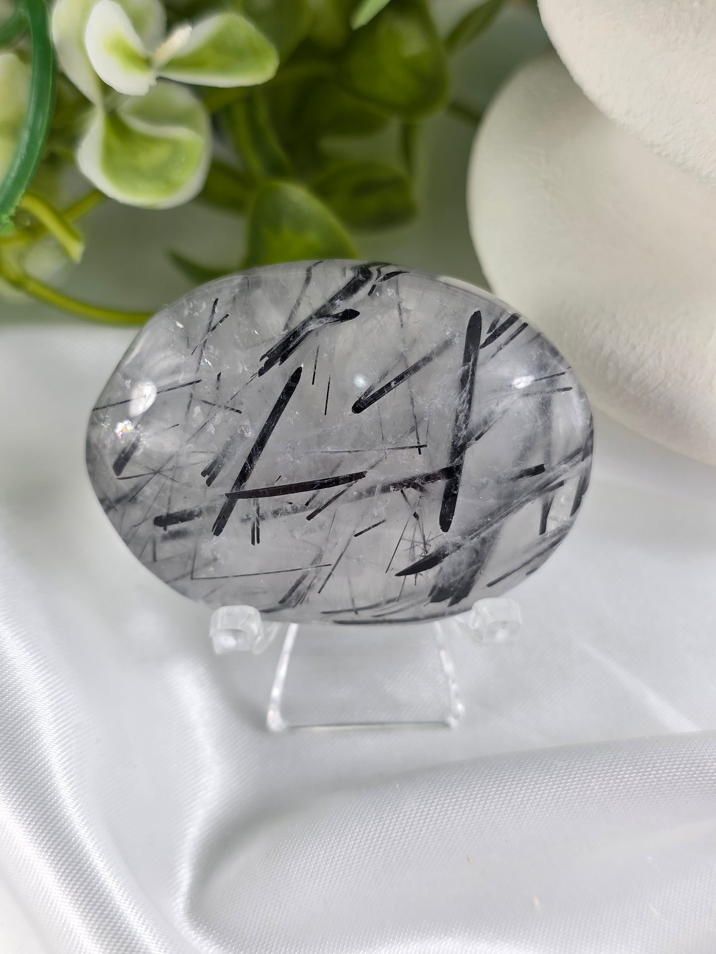 Tourmalinated Quartz Palm Stone #F6 – Balance, Protection and Clear Energy