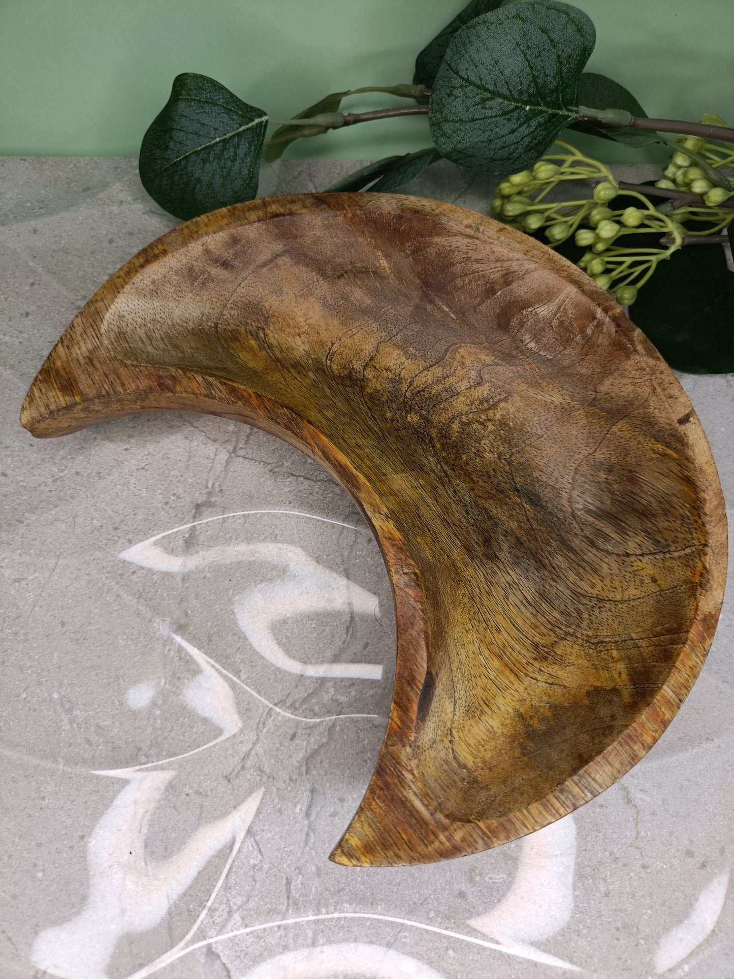 Crescent Moon Bowl – Natural Wood – Intention, Ritual and Sacred Display