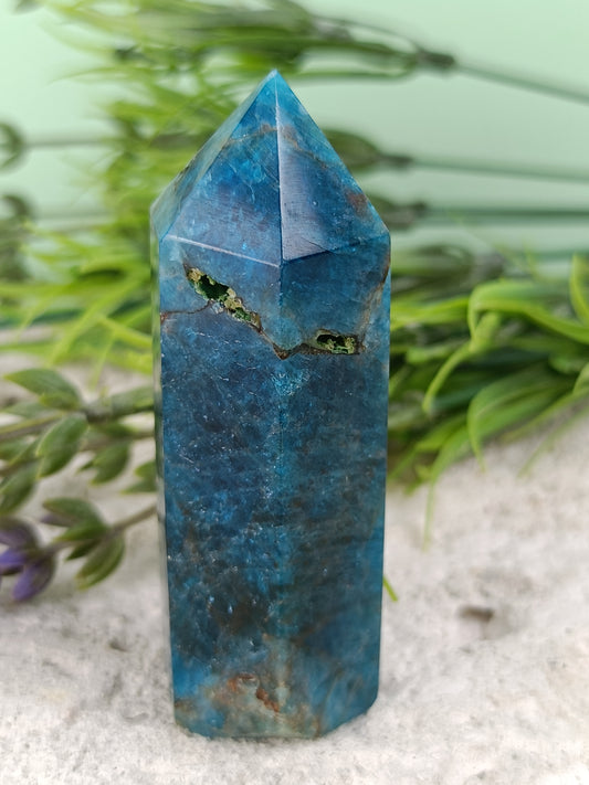 Blue Apatite Point #67** – Clarity, Motivation and Inspired Expression