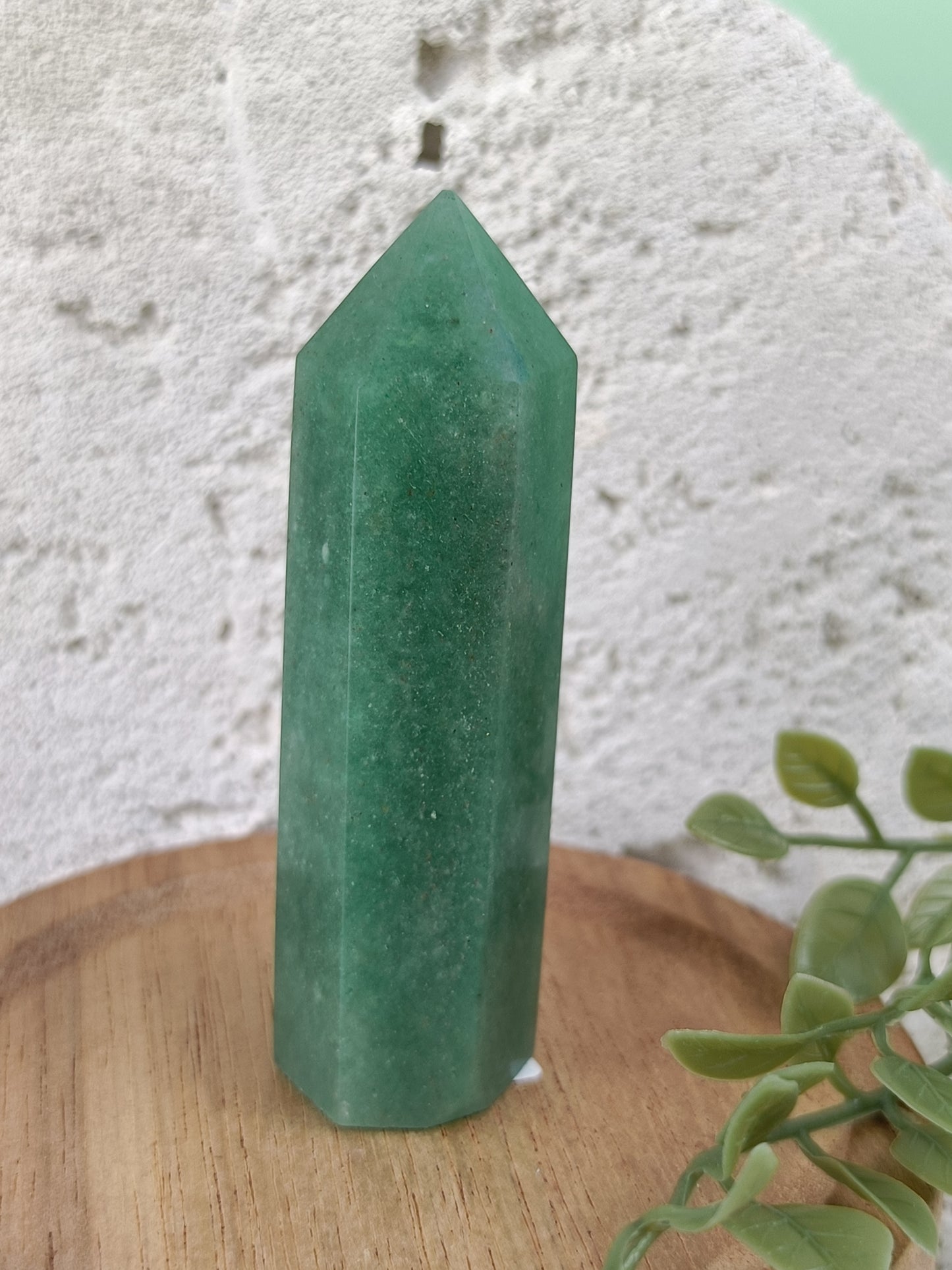 Green Aventurine Point #117 – Growth, Abundance and Fresh Energy