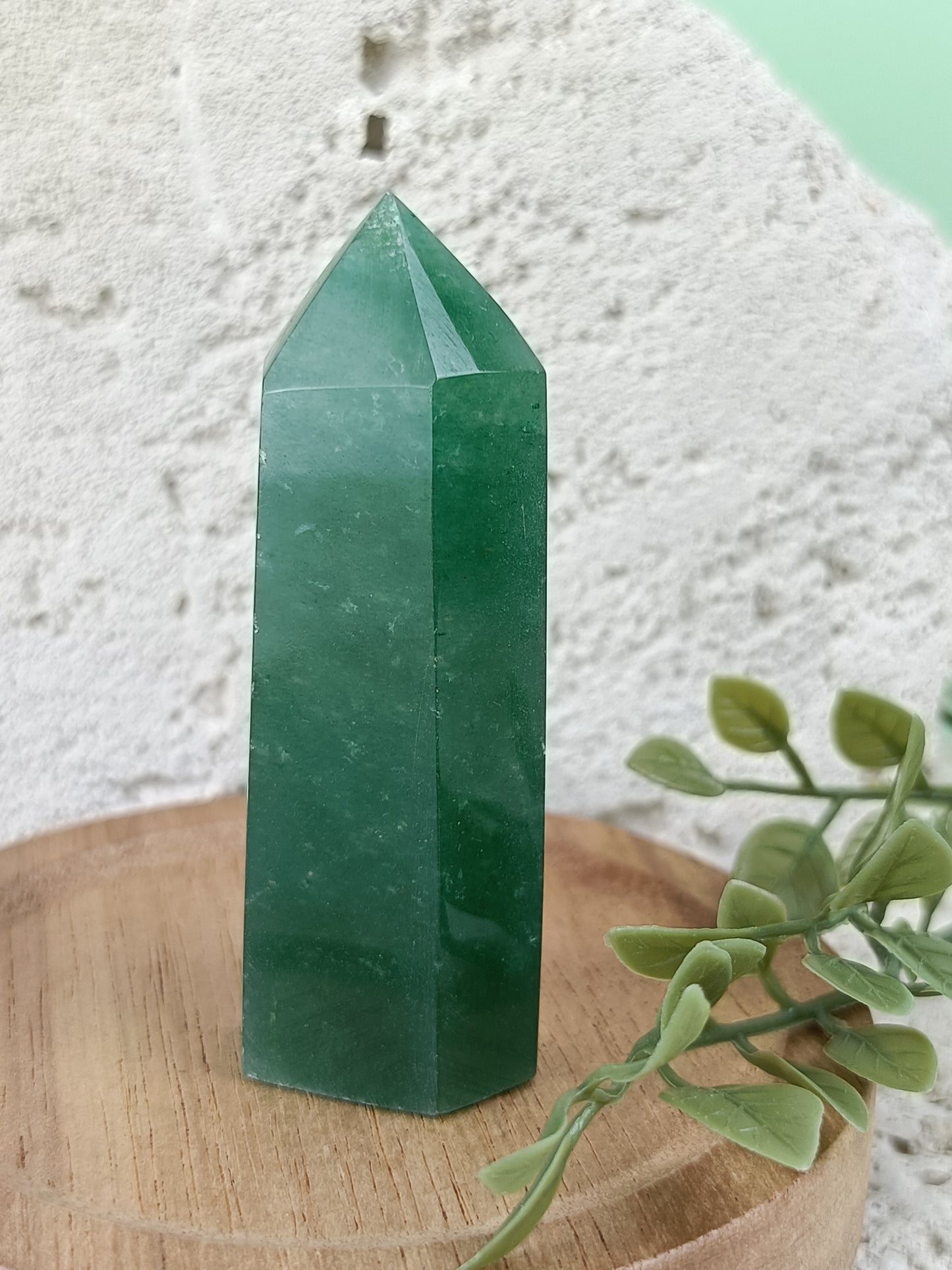 Green Aventurine Point #120 – Growth, Abundance and Fresh Energy