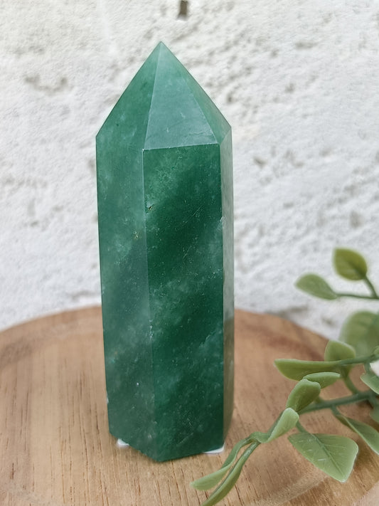 Green Aventurine Point #123 – Growth, Abundance and Fresh Energy