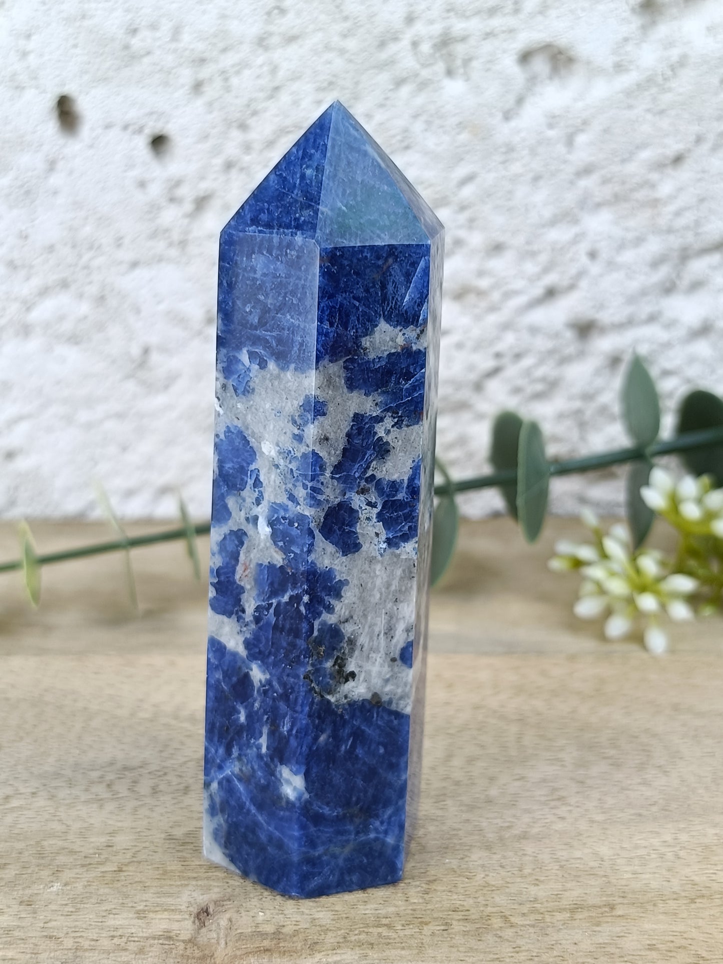 Sodalite Point #129 – Truth, Mental Clarity and Inner Peace