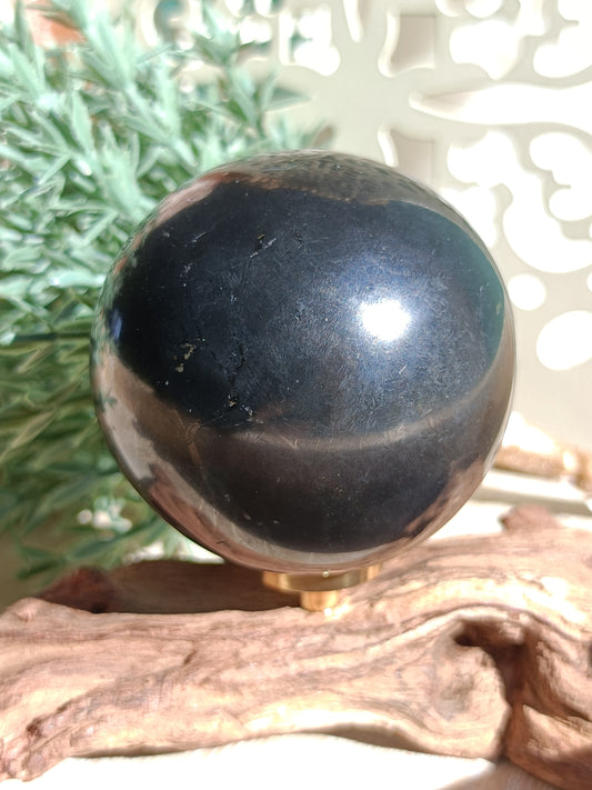 Shungite Sphere #B8 – Protection, Purification and Energetic Balance