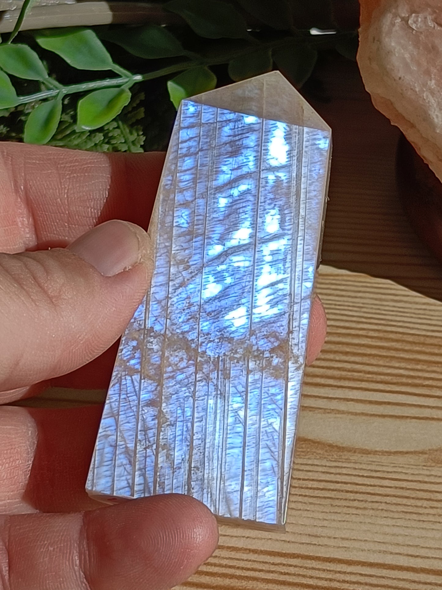 Moonstone Point #K4 – Intuition, Divine Feminine Energy and Emotional Balance