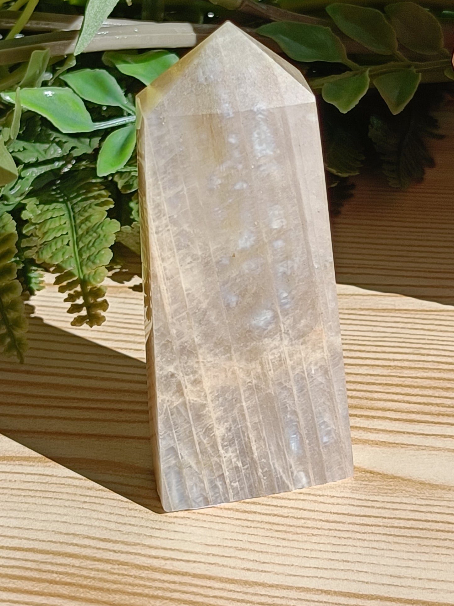Moonstone Point #K4 – Intuition, Divine Feminine Energy and Emotional Balance