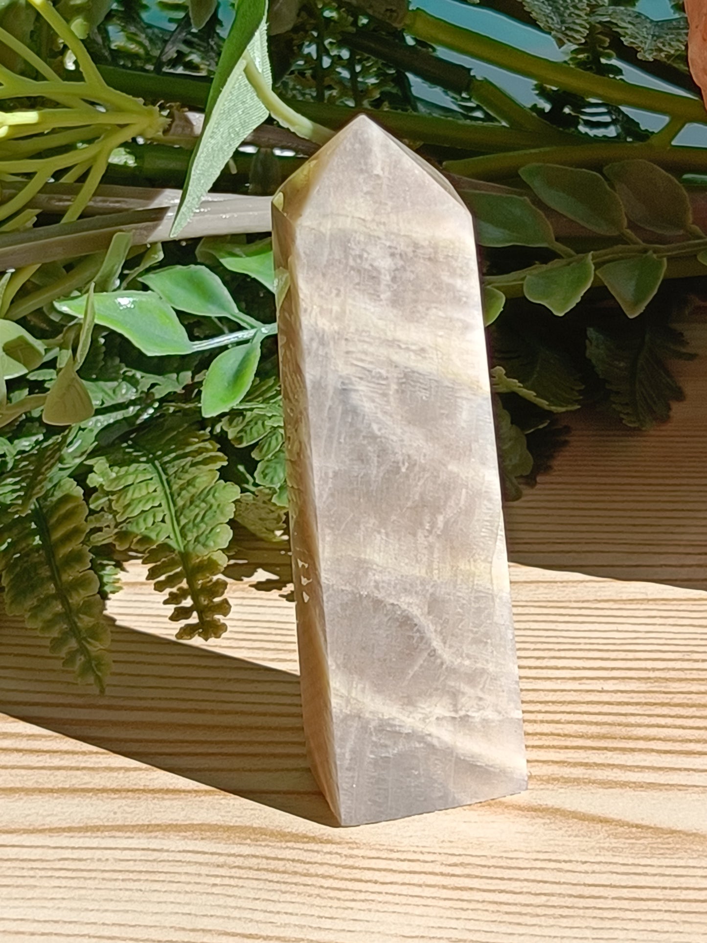 Moonstone Point #K2 – Intuition, Divine Feminine Energy and Emotional Balance