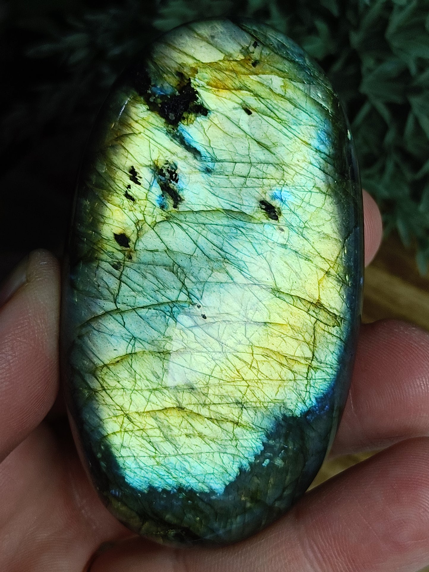 Labradorite Palm Stone #E8 – Intuition, Transformation and Inner Magic