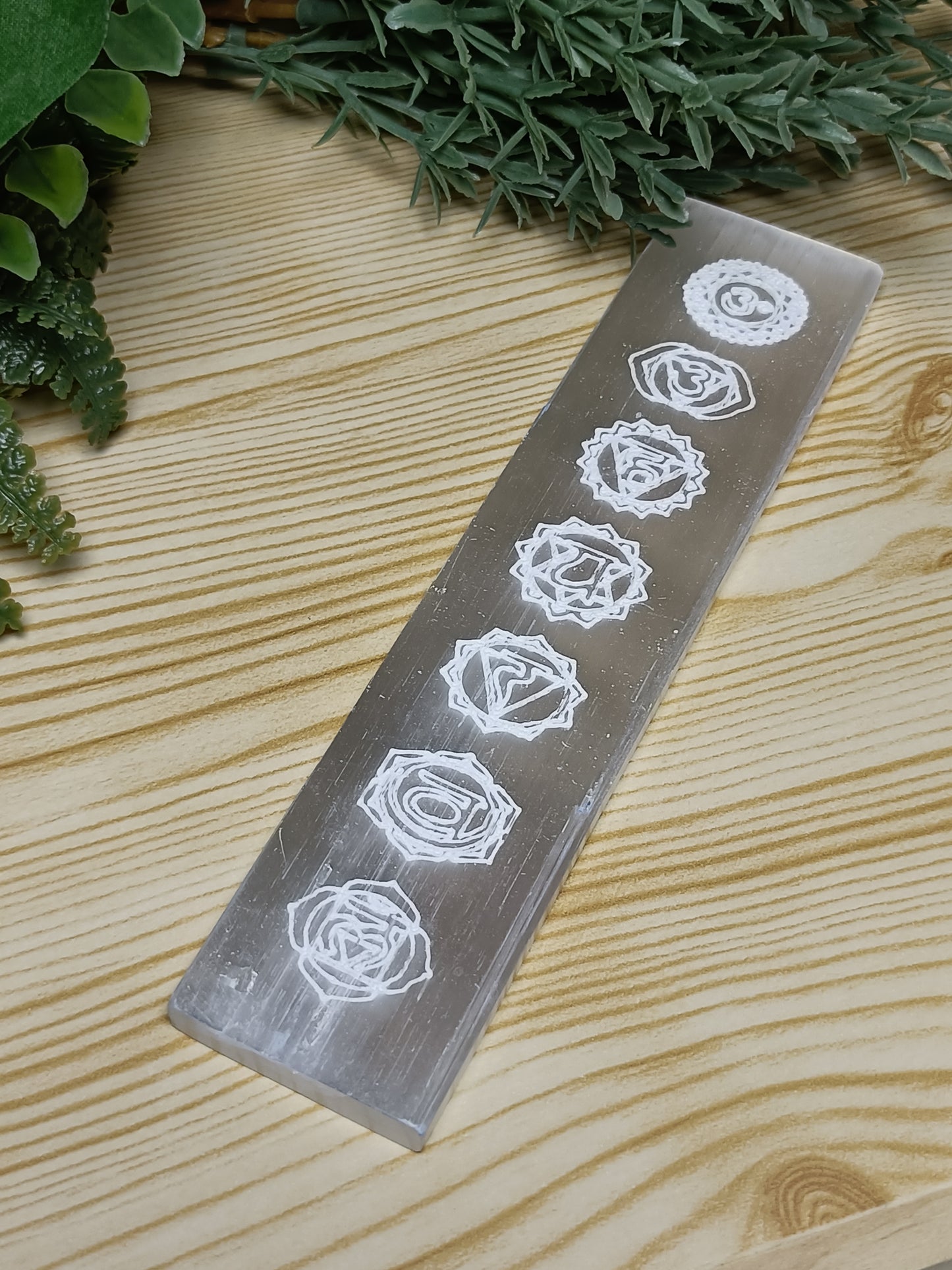 15cm Selenite Charging Plate – Cleanse, Align and Amplify
