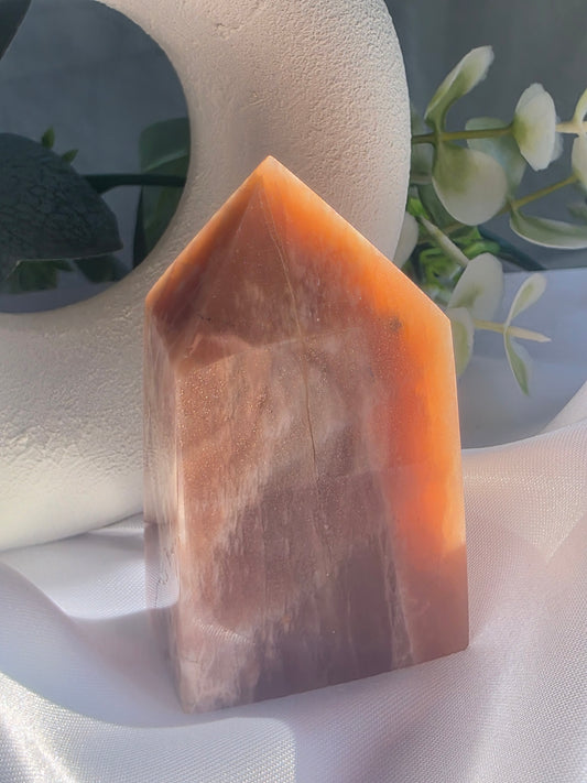 Sunstone Tower #J5 – Confidence Crystal for Joy, Motivation & Personal Power | Solar Plexus Chakra Stone