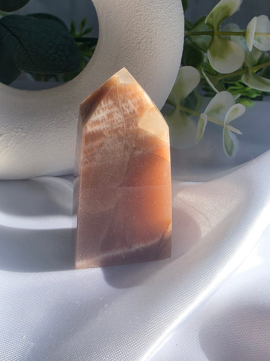 Sunstone Tower #J7 – Confidence Crystal for Joy, Motivation & Personal Power | Solar Plexus Chakra Stone