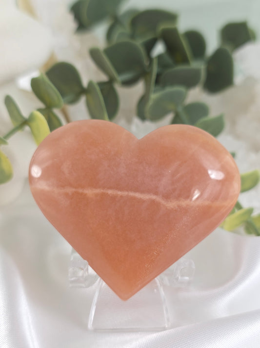 Sunstone Heart #Q3 – Crystal for Confidence, Joy & Personal Power | Solar Plexus Chakra Stone for Positivity & Self-Worth