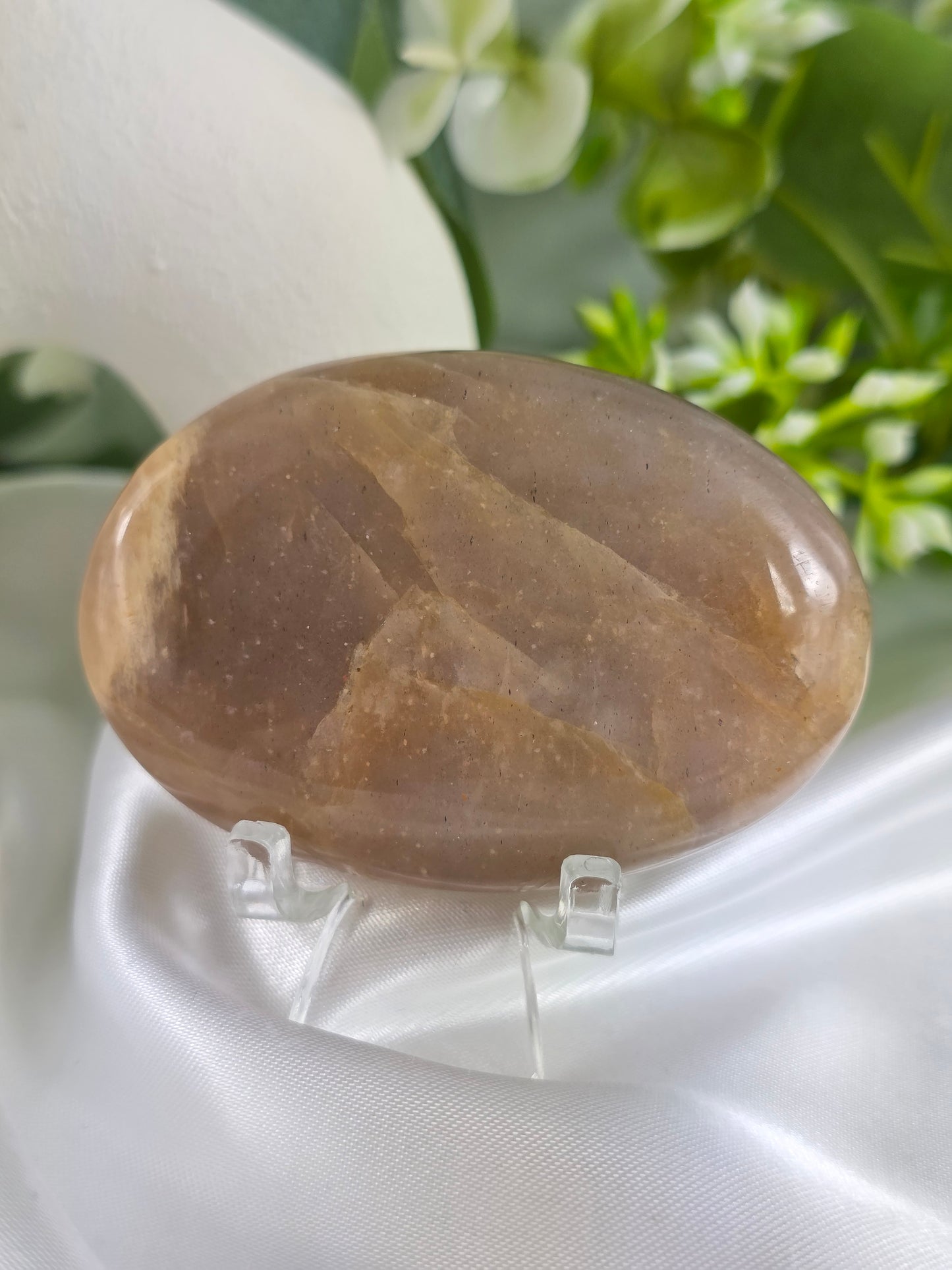 Sunstone Palm Stone #Q8 – Crystal for Confidence, Joy & Personal Power | Solar Plexus Chakra Stone for Positivity & Self-Worth