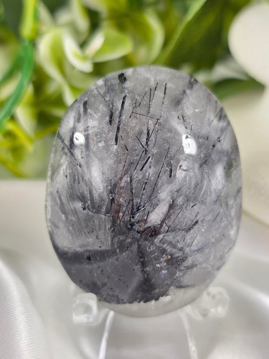 Tourmalinated Quartz Palm Stone #F4 – Crystal for Protection, Grounding & Mental Clarity | Root & Crown Chakra Stone