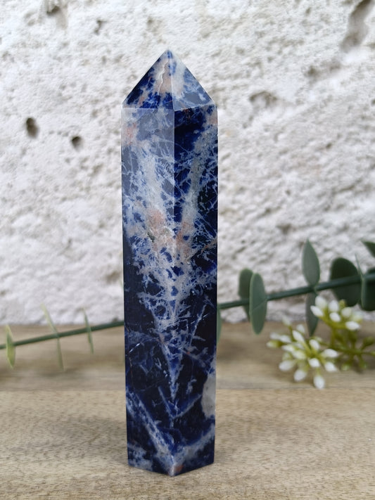 Sodalite Point #125 – Truth, Mental Clarity and Inner Peace