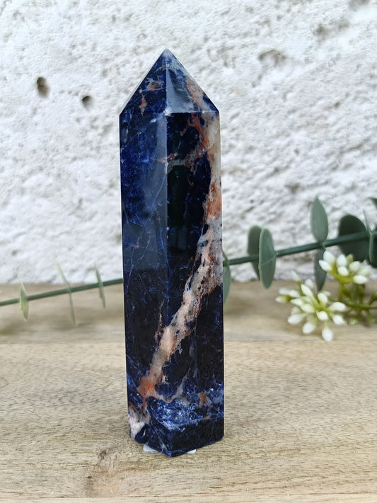 Sodalite Point #131 – Truth, Mental Clarity and Inner Peace