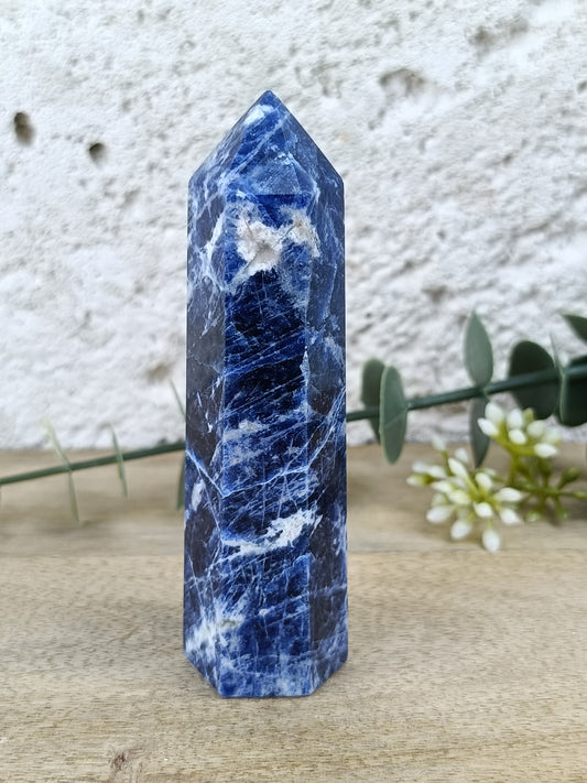 Sodalite Point #130 – Truth, Mental Clarity and Inner Peace