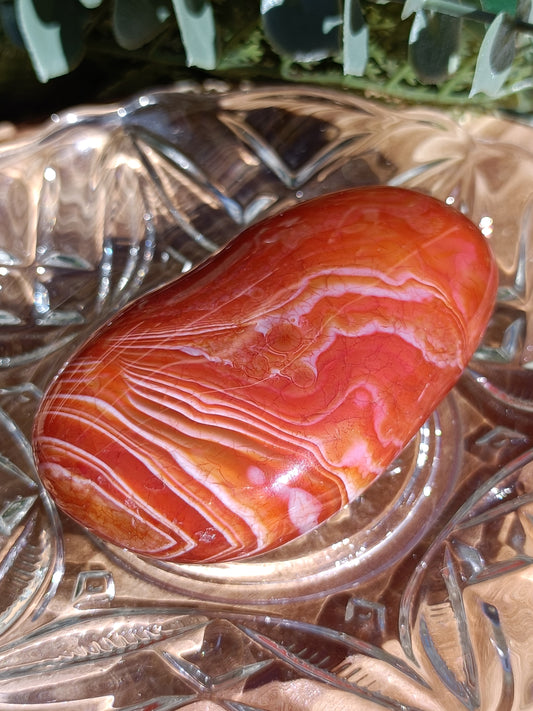Carnelian Palm Stone #223 – Confidence, Creativity and Life Force