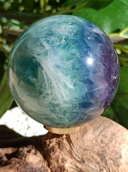 Feather Fluorite Sphere #B10 – Crystal for Clarity, Focus & Energetic Flow | Third Eye & Crown Chakra Stone