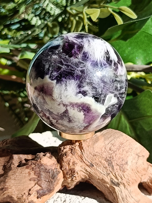 Feather Fluorite Sphere #B9 – Crystal for Clarity, Focus & Energetic Flow | Third Eye & Crown Chakra Stone