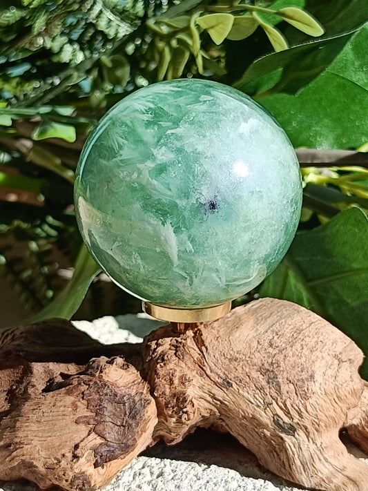 Feather Fluorite Sphere #C3 – Crystal for Clarity, Focus & Energetic Flow | Third Eye & Crown Chakra Stone