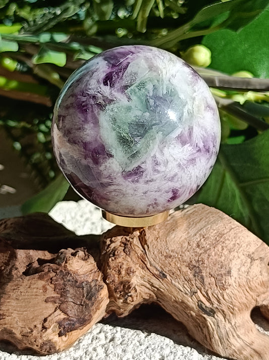 Feather Fluorite Sphere #C5 – Crystal for Clarity, Focus & Energetic Flow | Third Eye & Crown Chakra Stone