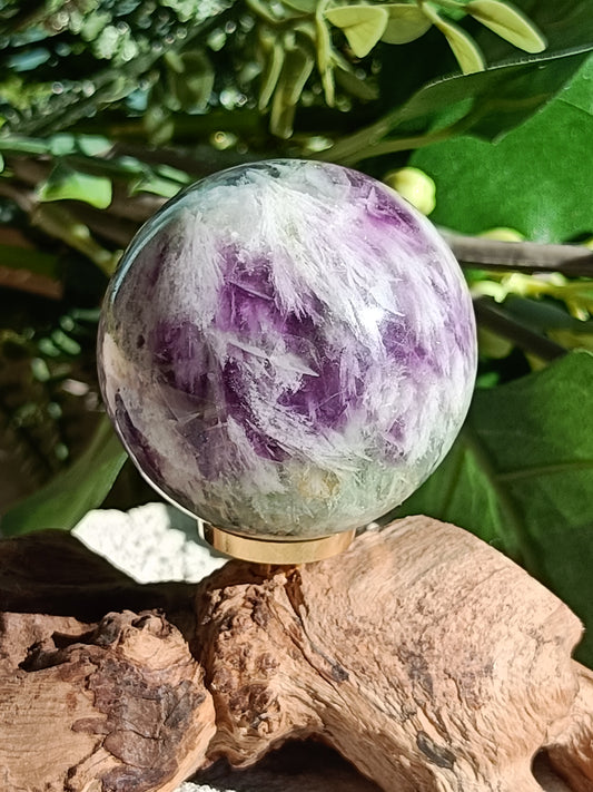 Feather Fluorite Sphere #C5 – Crystal for Clarity, Focus & Energetic Flow | Third Eye & Crown Chakra Stone