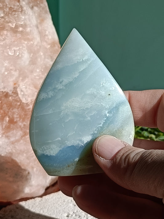 Caribbean Calcite Arrow Head #H4  – Calming Crystal for Intuition, Dreams & Emotional Healing | Third Eye & Crown Chakra Stone