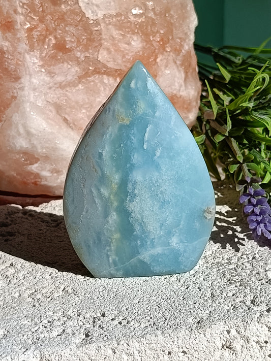 Caribbean Calcite Arrow Head #H2 – Calming Crystal for Intuition, Dreams & Emotional Healing | Third Eye & Crown Chakra Stone