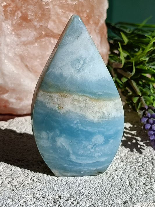 Caribbean Calcite Arrow Head #H1 – Calming Crystal for Intuition, Dreams & Emotional Healing | Third Eye & Crown Chakra Stone