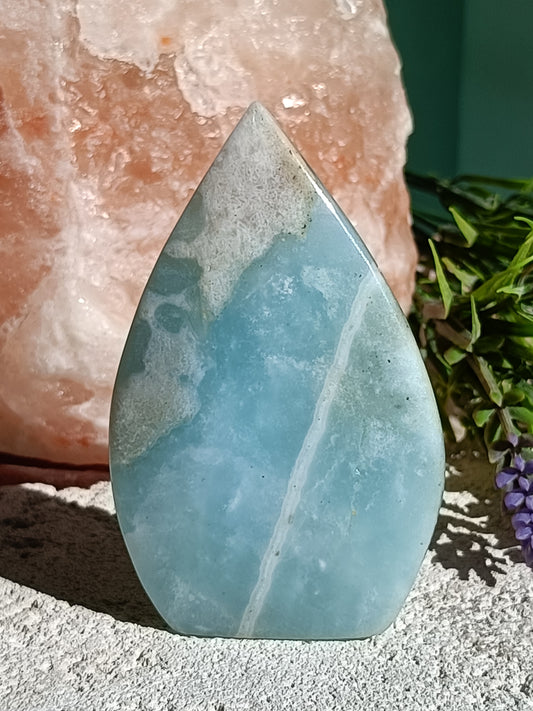 Caribbean Calcite Arrow Head #G9 – Calming Crystal for Intuition, Dreams & Emotional Healing | Third Eye & Crown Chakra Stone