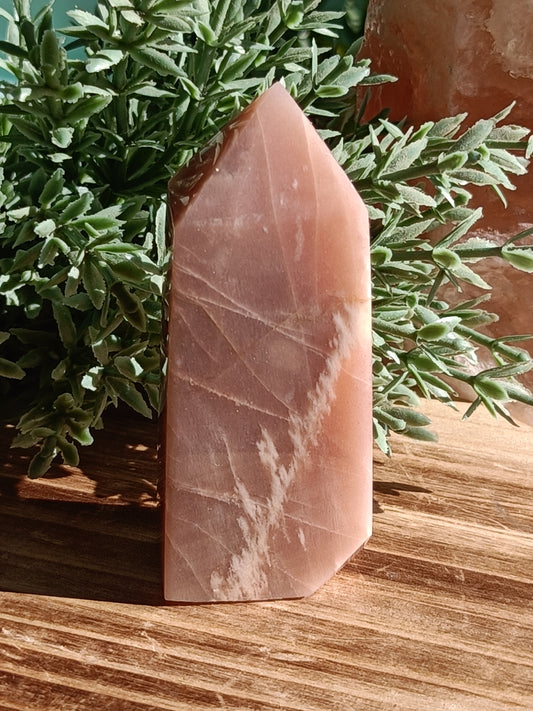 Sunstone Tower #H8 – Confidence Crystal for Joy, Motivation & Personal Power | Solar Plexus Chakra Stone
