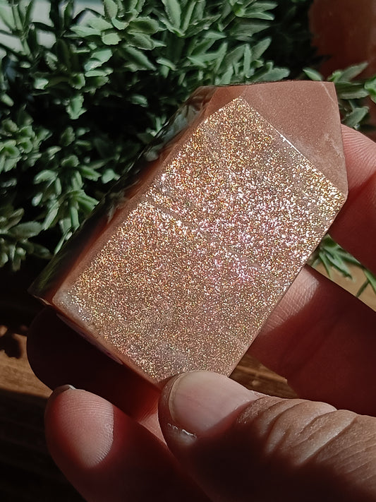Sunstone Tower #J1 – Confidence Crystal for Joy, Motivation & Personal Power | Solar Plexus Chakra Stone
