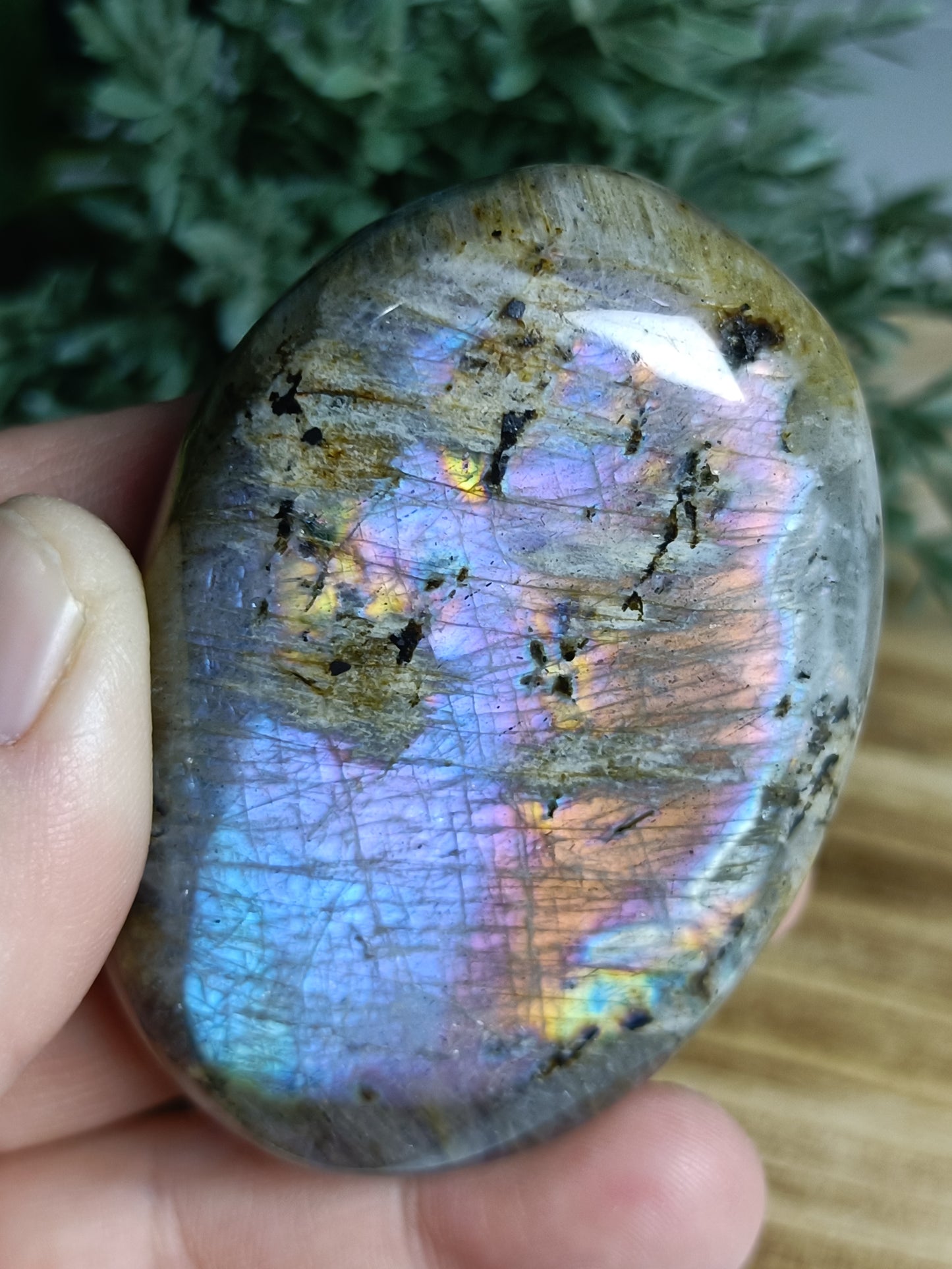Labradorite Palm Stone #E7 – Intuition, Transformation and Inner Magic