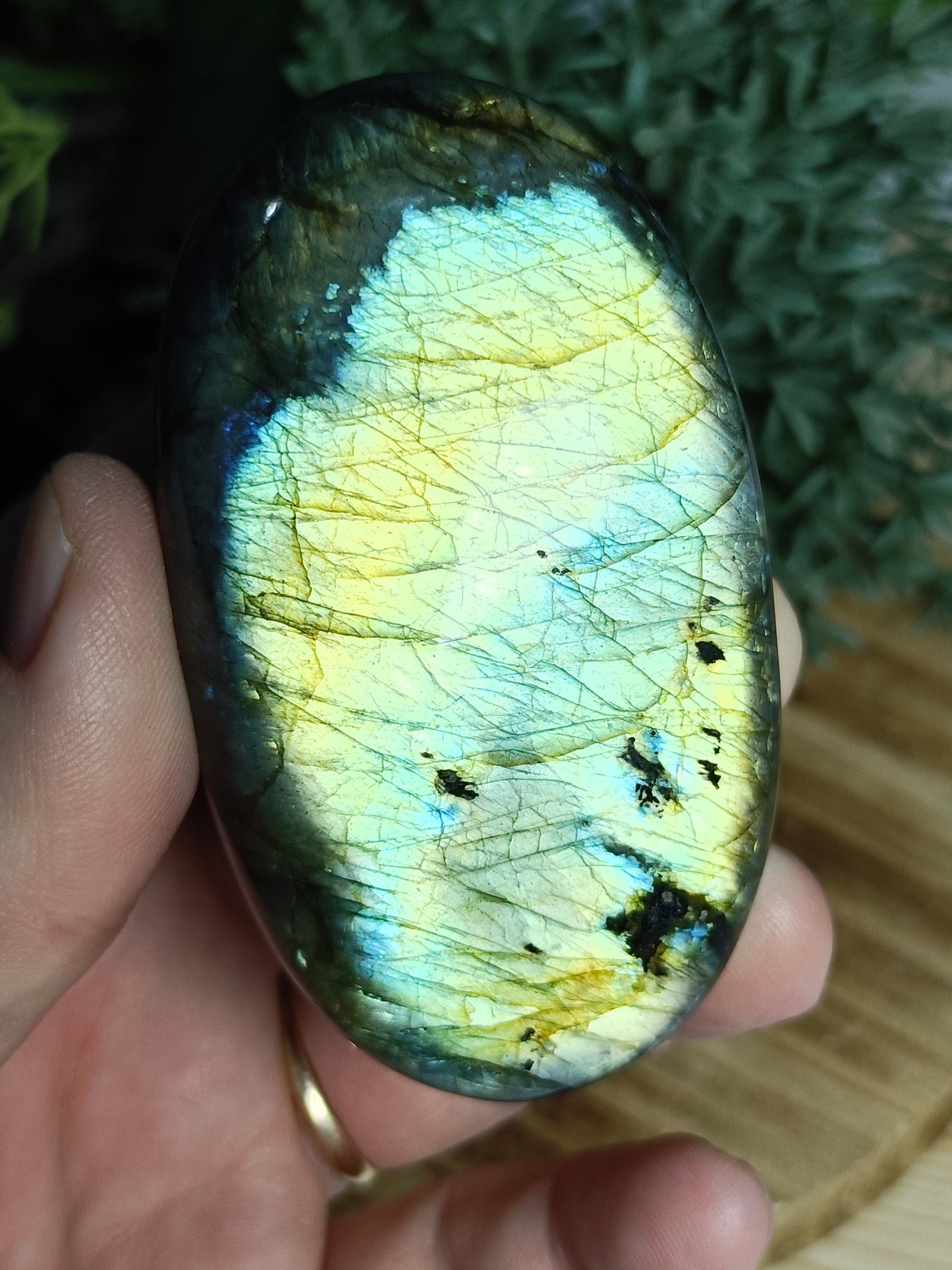 Labradorite Palm Stone #E8 – Intuition, Transformation and Inner Magic
