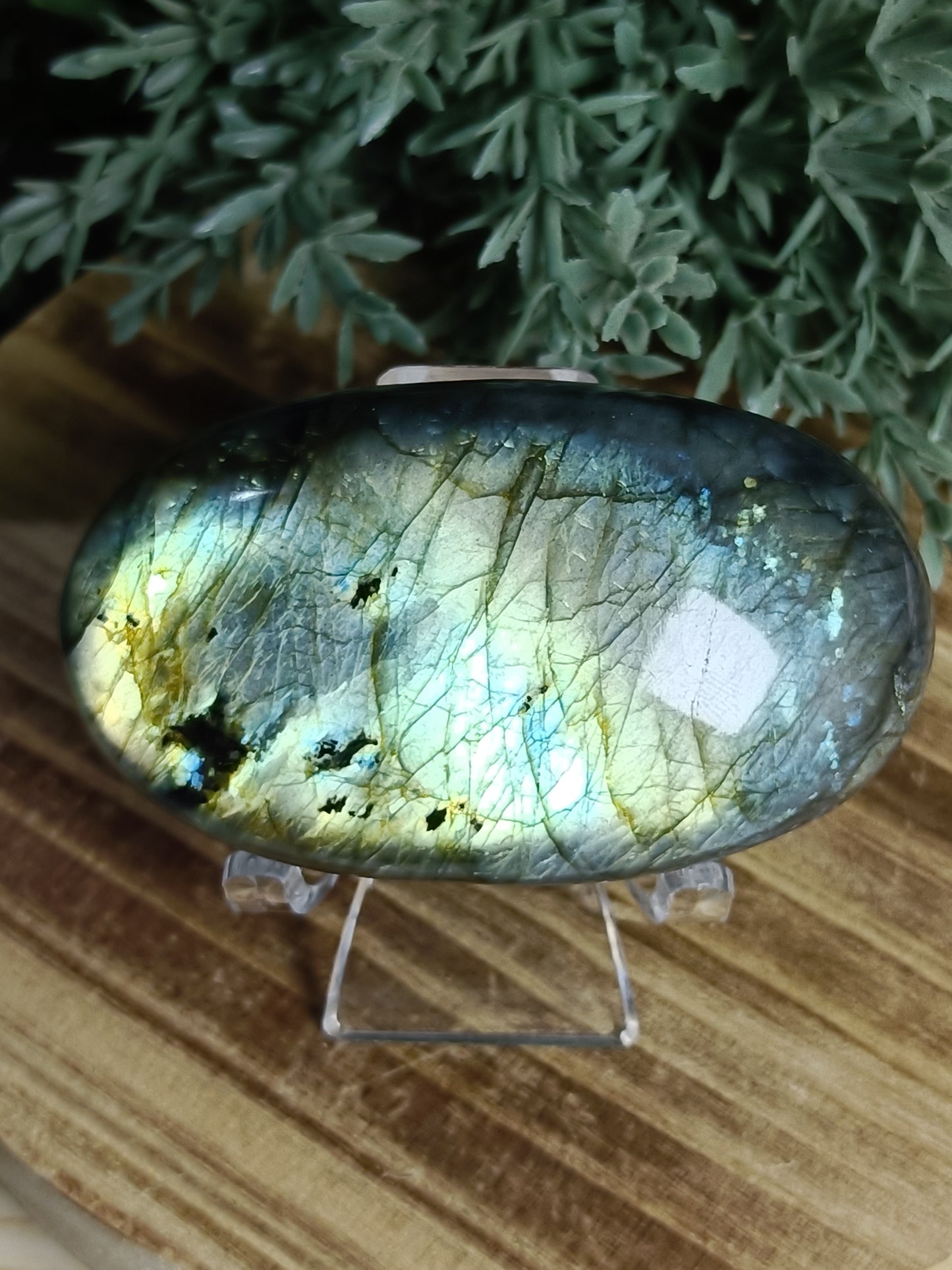 Labradorite Palm Stone #E8 – Intuition, Transformation and Inner Magic
